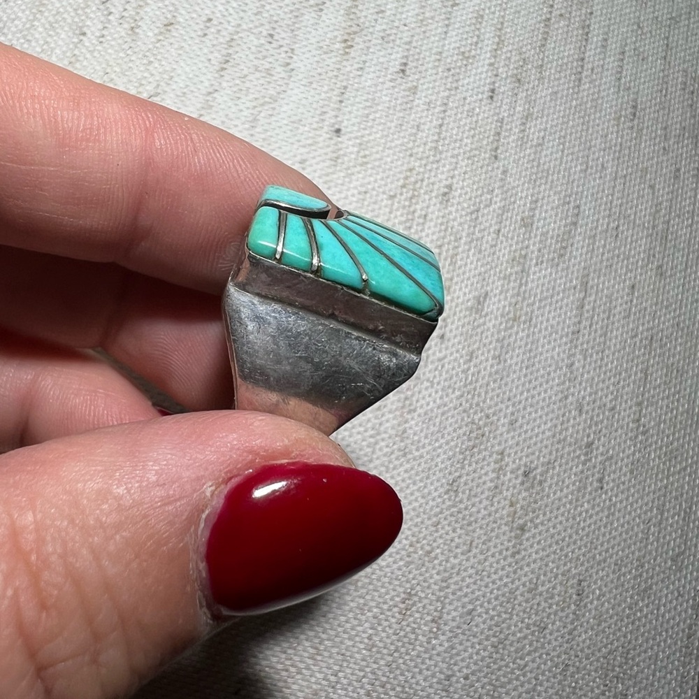 Men's Zuni Amy Quandelacy Turquoise Inlay Sunburst Sterling Silver Ring - Picture 11 of 15